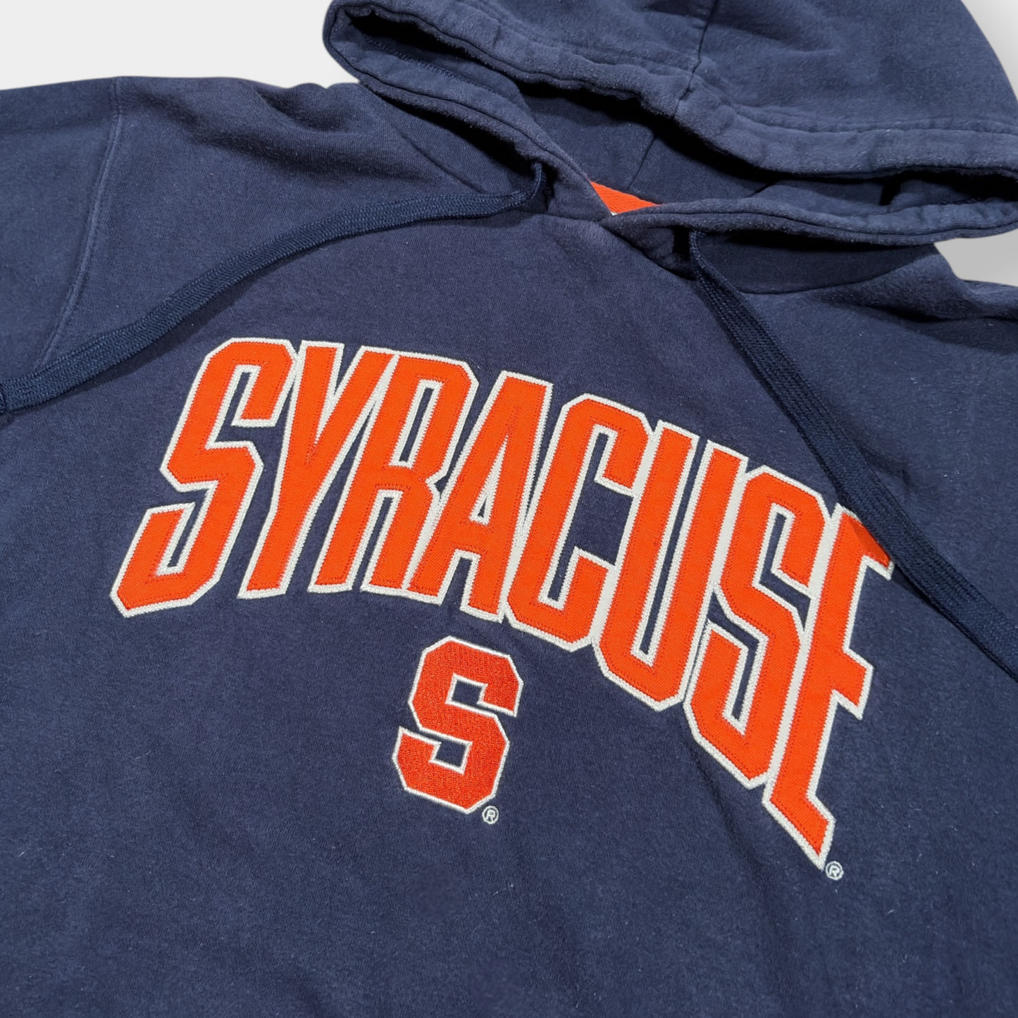 CHAMPION | VINTAGE SYRACUSE EMBROIDERED SPELLOUT HOODIE (S)