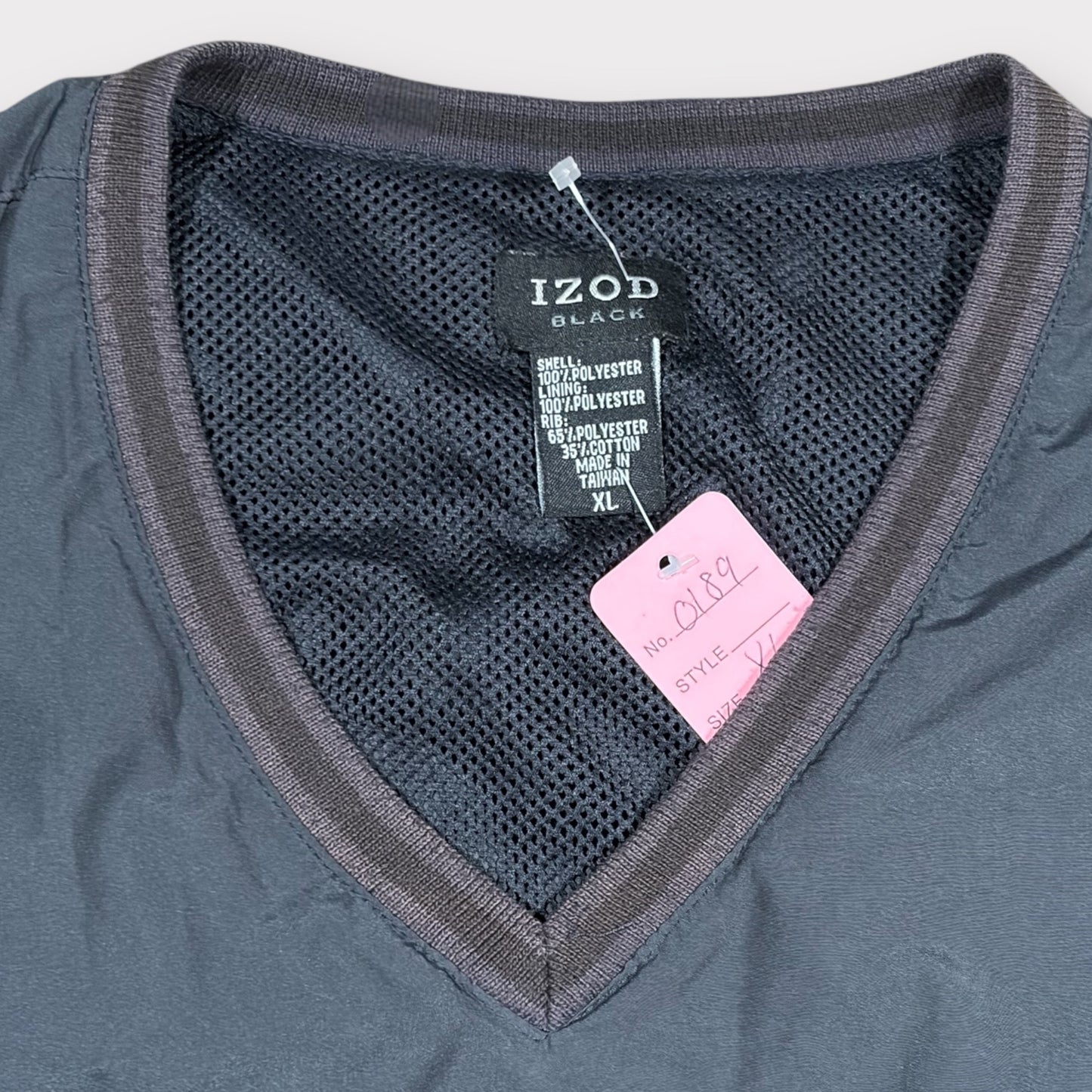 IZOD | 90s VINTAGE WINDBREAKER SLEEVELESS SWEATSHIRT (XL)