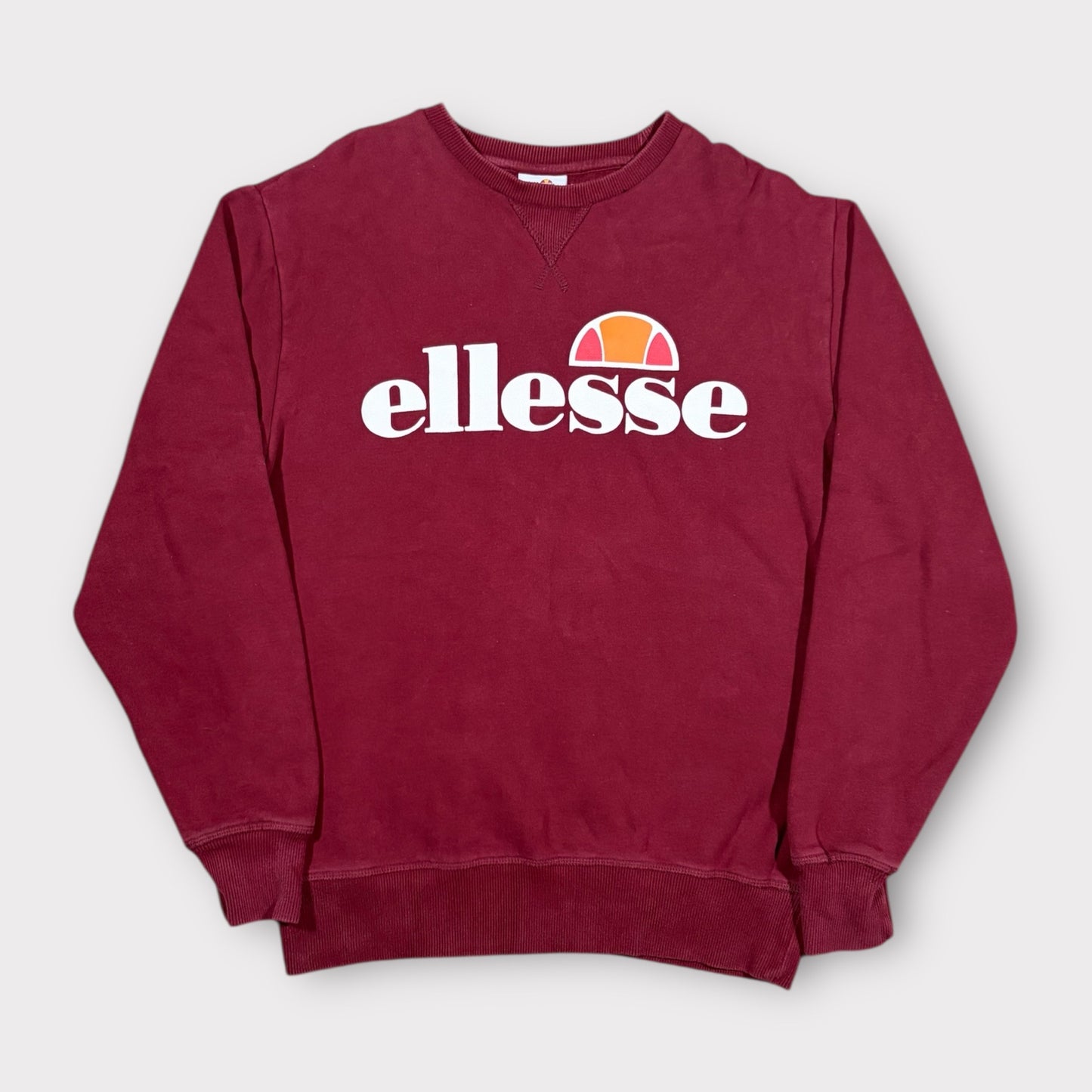 ELLESSE | 2000s SPELLOUT SWEATSHIRT (M)