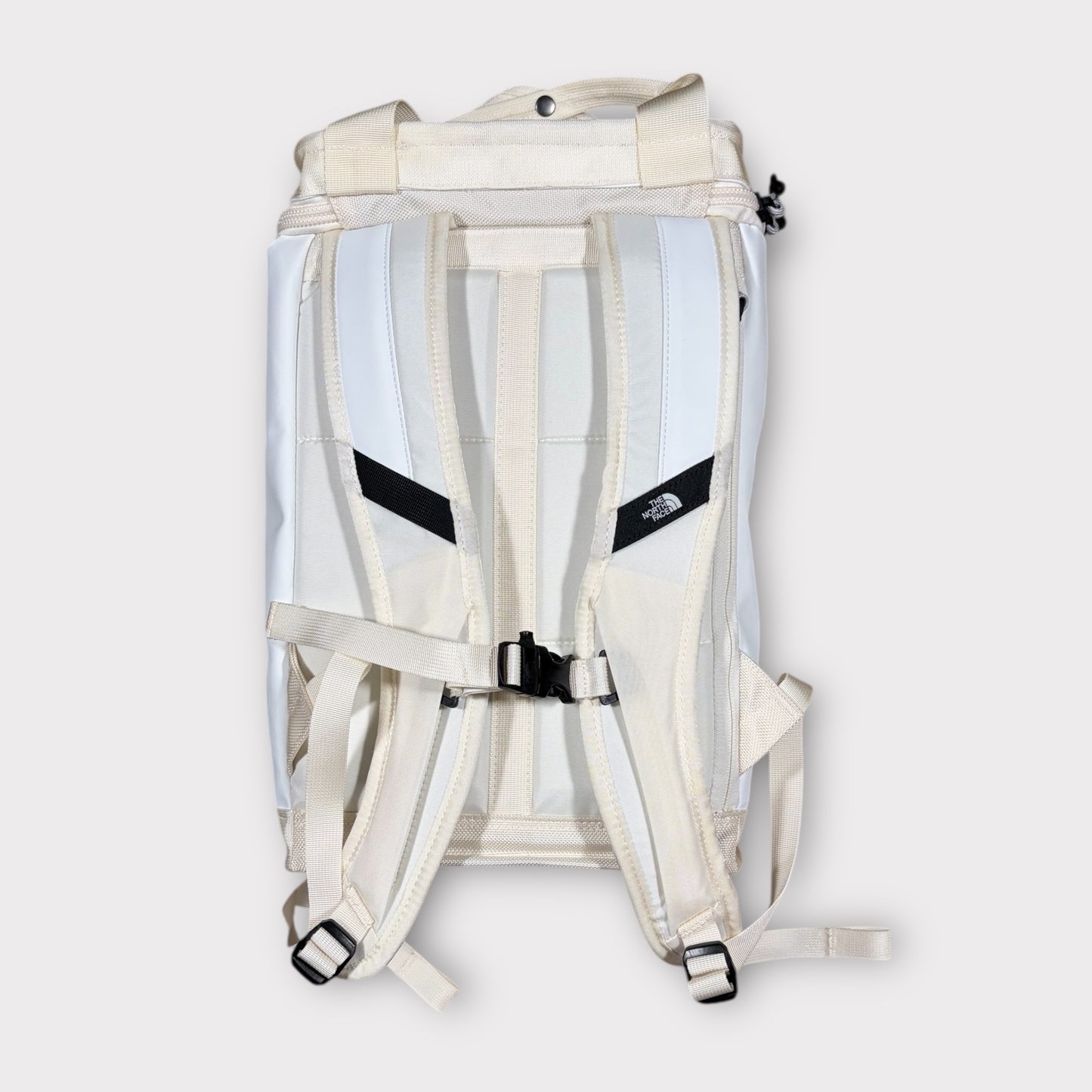 THE NORTH FACE EXPLORE FUSEBOX BACKPACK