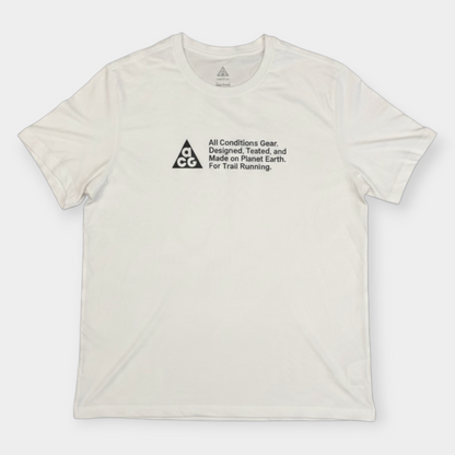 NIKE ACG | WHITE PRINTED T-SHIRT (XL)