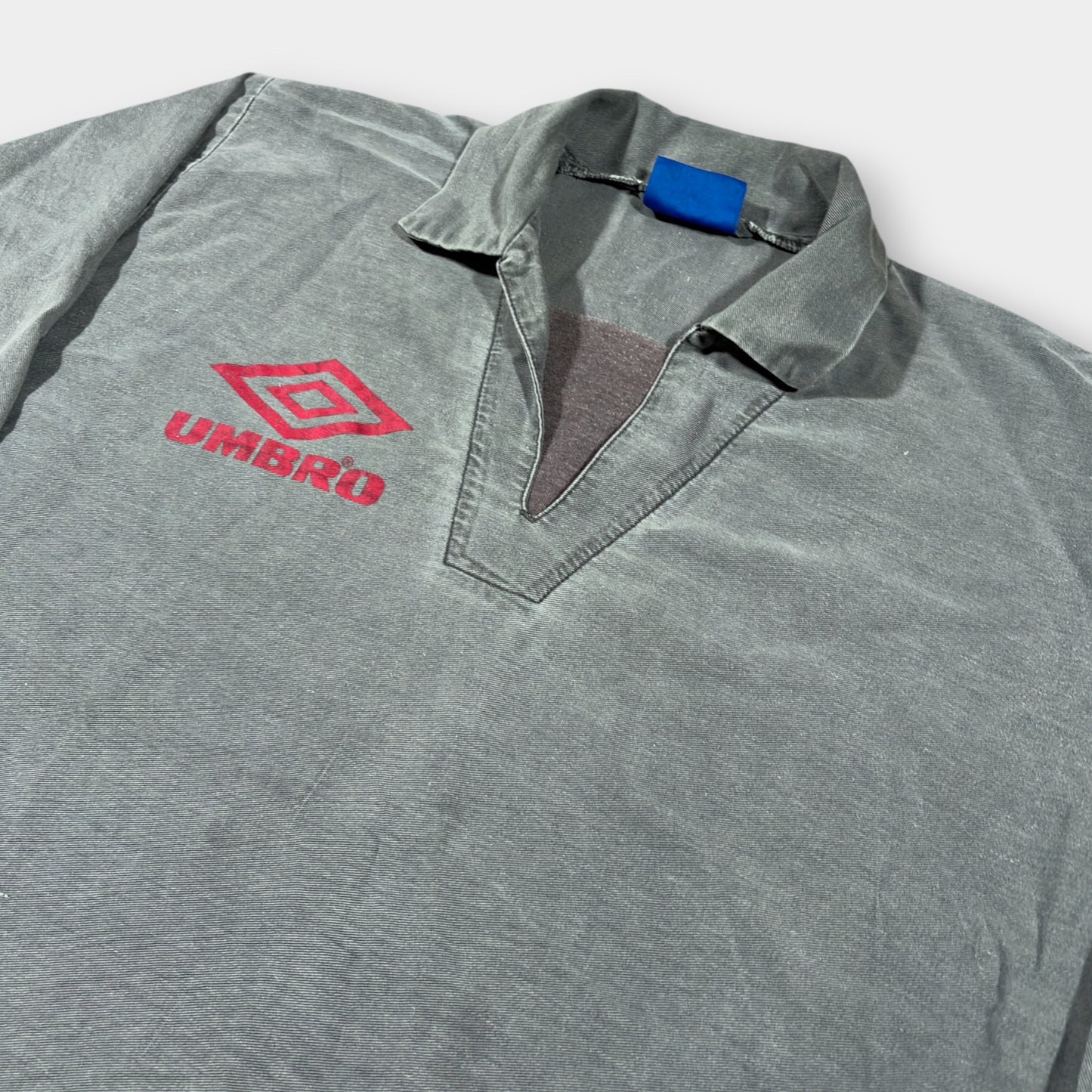 UMBRO | 1990s VINTAGE PRO TRAINING DRILL PULLOVER TOP IN GREY (XL)