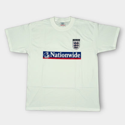SCREEN STARS x ENGLAND | 1990s VINTAGE NATIONWIDE VINTAGE WHITE TEE (L)