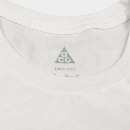 NIKE ACG | WHITE PRINTED T-SHIRT (XL)
