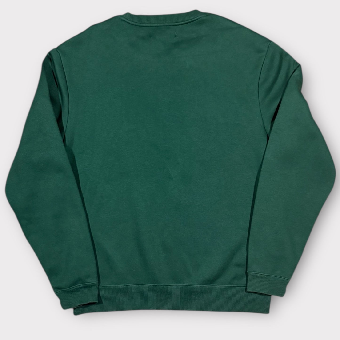 FRED PERRY EMBROIDERED SPELLOUT SWEATSHIRT (L)