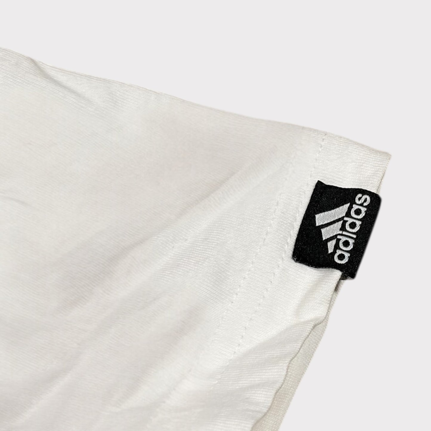 ADIDAS FUNKY GRAPHIC TEE (M)