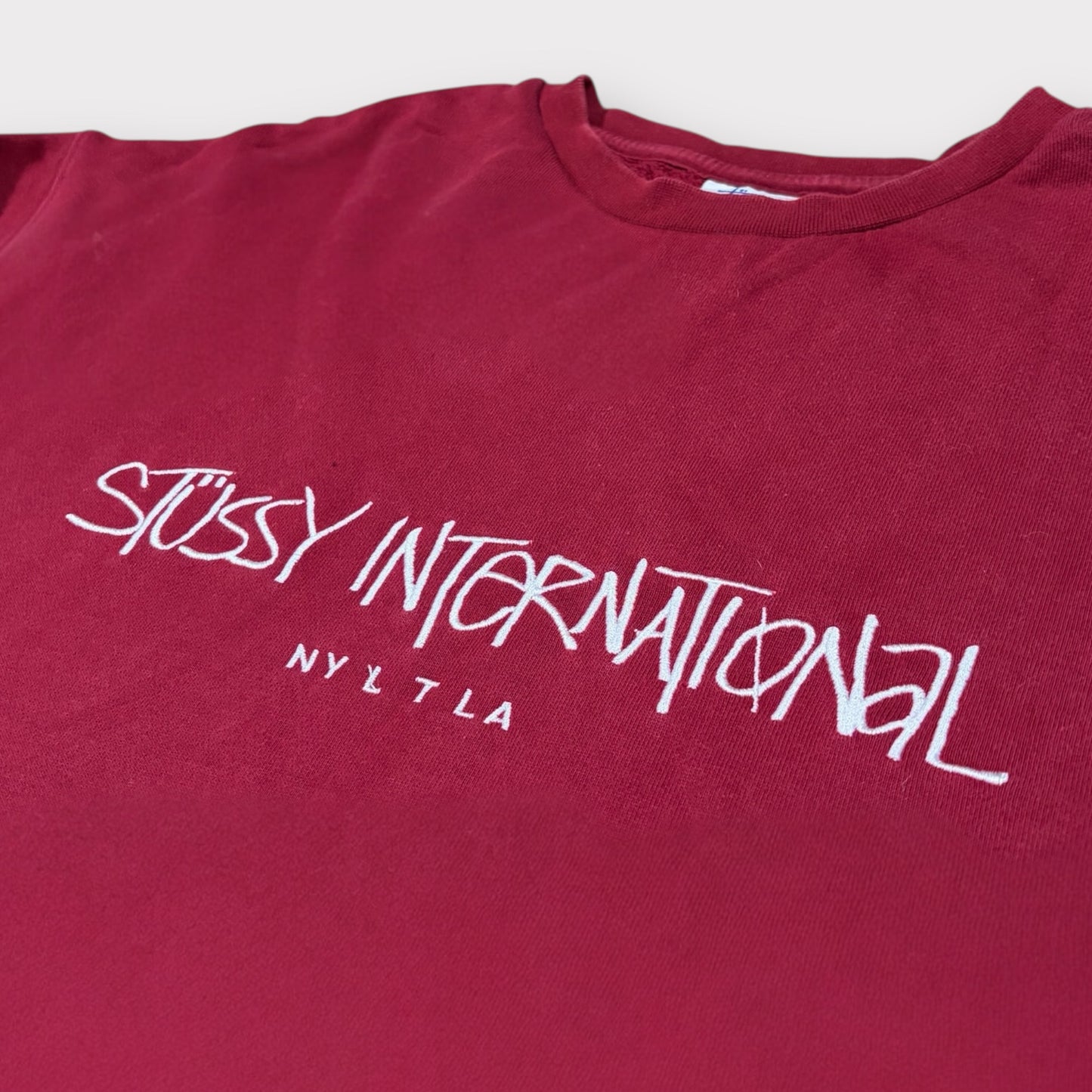STUSSY INTERNATIONAL SWEATSHIRT (M)
