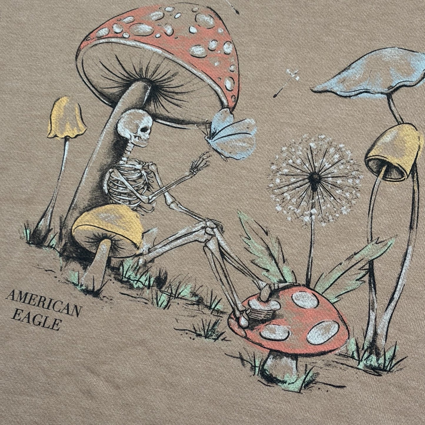 AMERICAN EAGLE TOADSTOOL SWEATSHIRT (M)