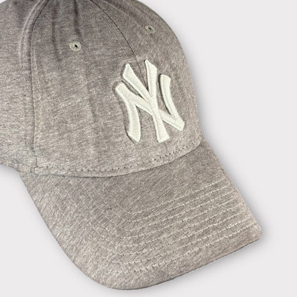 NEW YORK YANKEES NEW ERA GREY CAP (ONE SIZE)