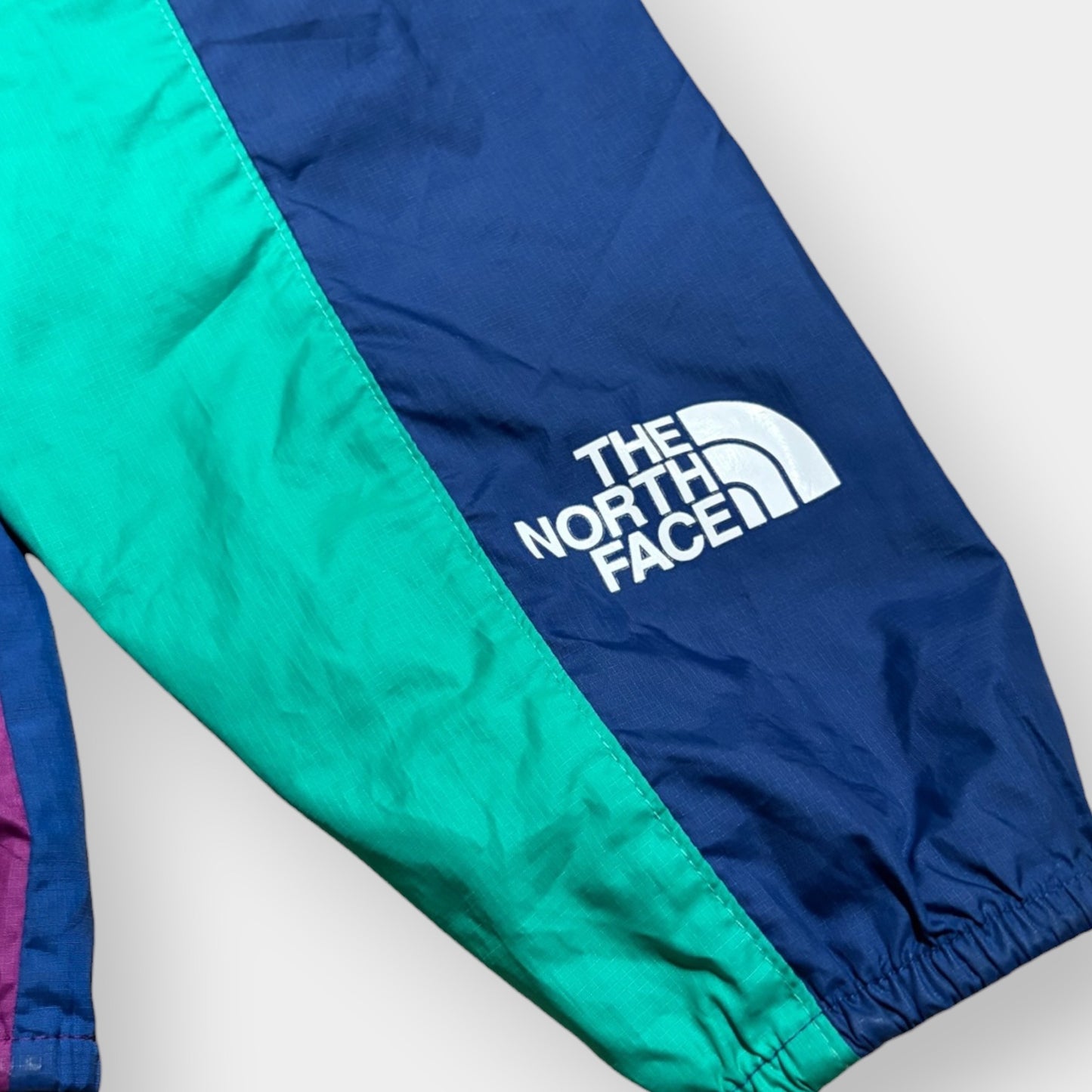 THE NORTH FACE | COLOUR BLOCK RETRO LIGHTWEIGHT JACKET (L)