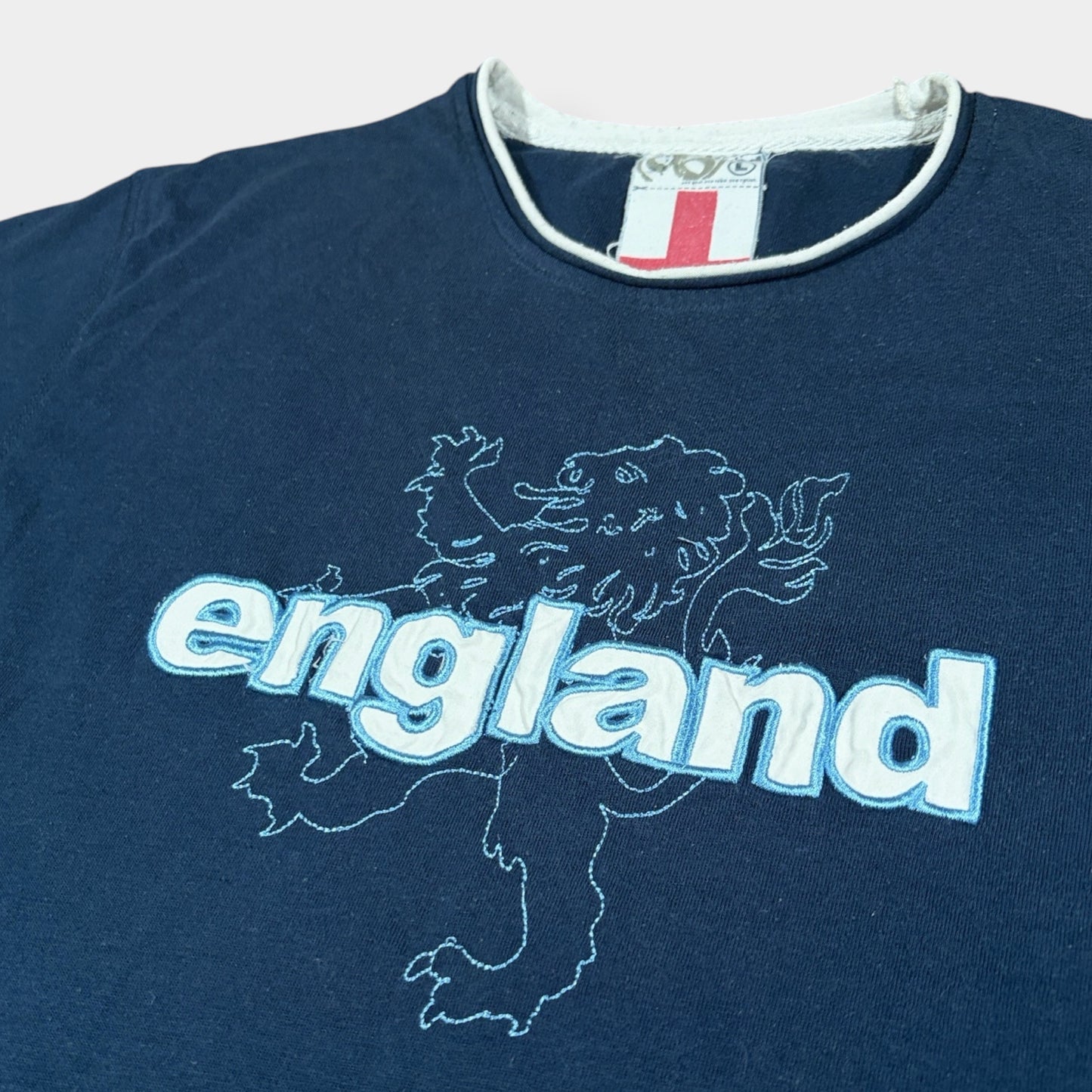 Y2K VINTAGE ENGLAND FOOTBALL TEE (L)
