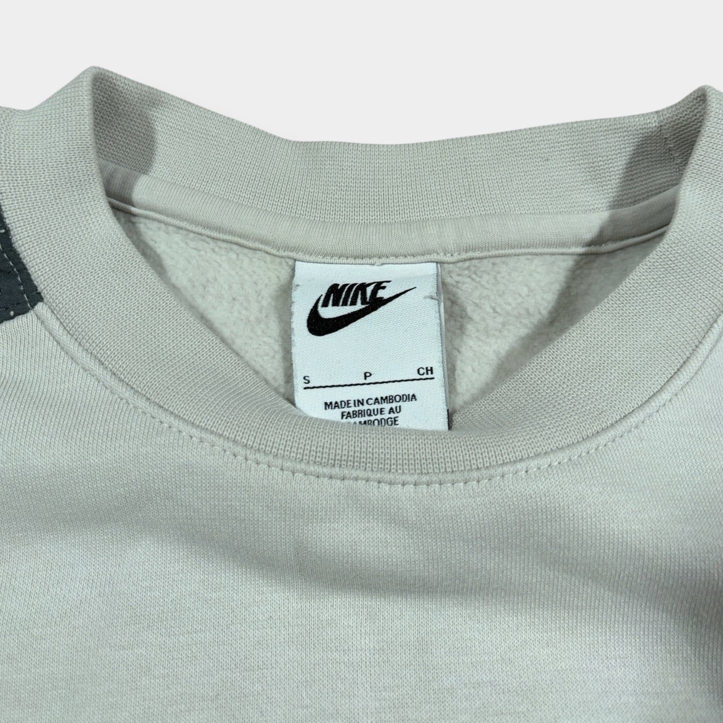 NIKE | EMBROIDERED SWOOSH SWEATSHIRT (S)