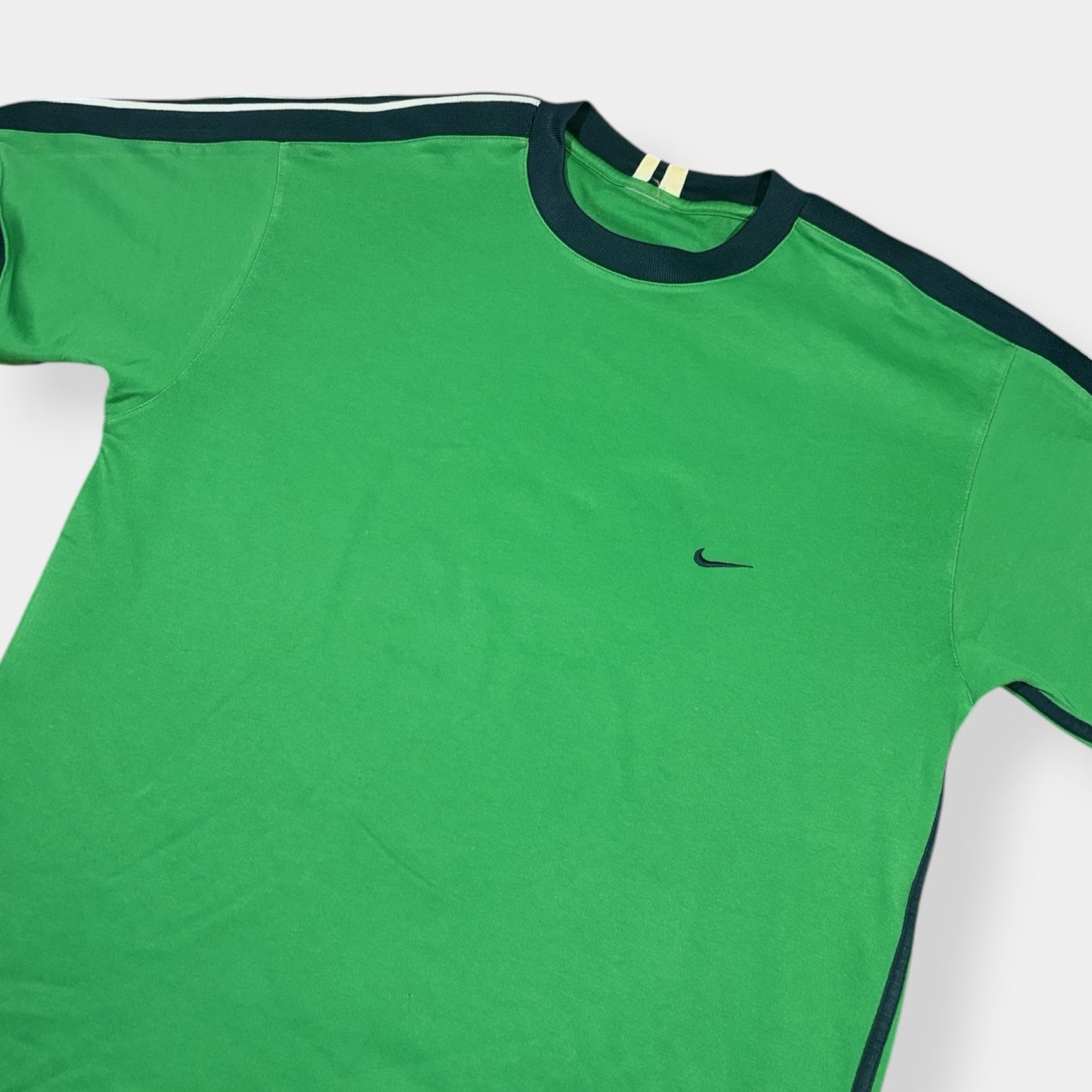 Nike | 00s VINTAGE TEE (L)