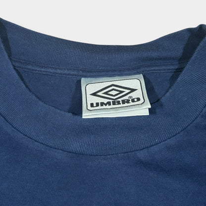 UMBRO | 1990s VINTAGE SPELLOUT TEE (XXL)