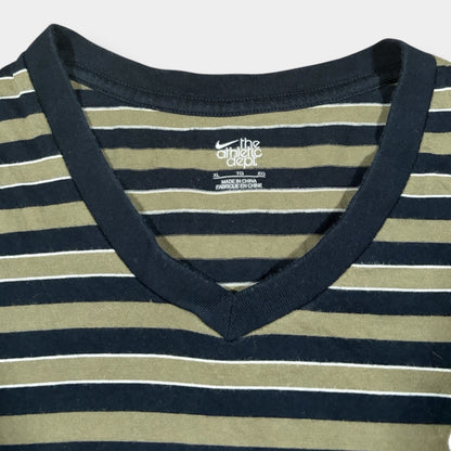 NIKE | ATHLETIC DEPARTMENT VINTAGE STRIPED TEE (XL)